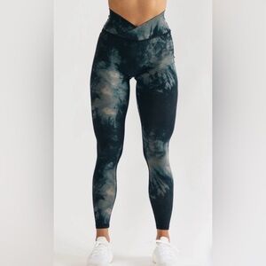 XL Alphalete Surface Power Legging